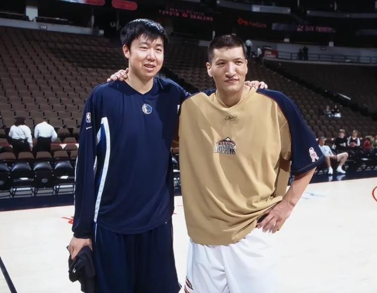 中国参加nba的球星都谁「曾凡博郭昊文2有17名中国球员代表NBA球队参加夏联都是谁」
