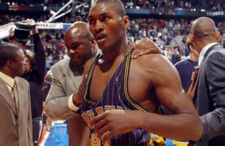 nba 5大恶人「NBA历史五大恶汉看到最后一个头皮都发麻了」