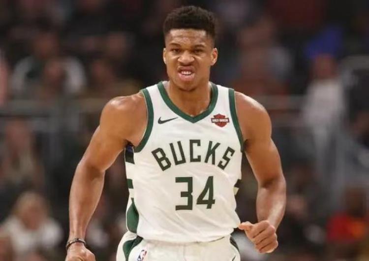 外籍球员「现役10位最好的外籍球星约基奇领衔4人已经成为联盟顶级球星」