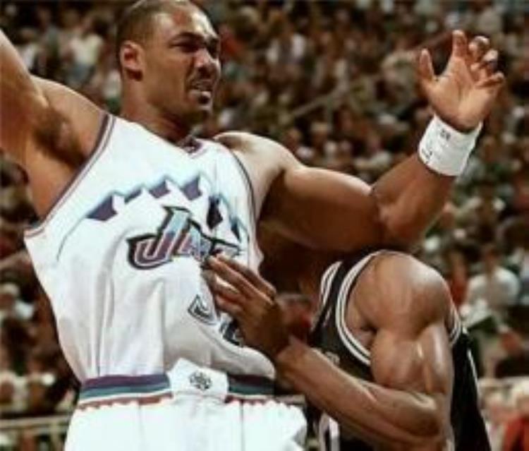 nba 5大恶人「NBA历史五大恶汉看到最后一个头皮都发麻了」