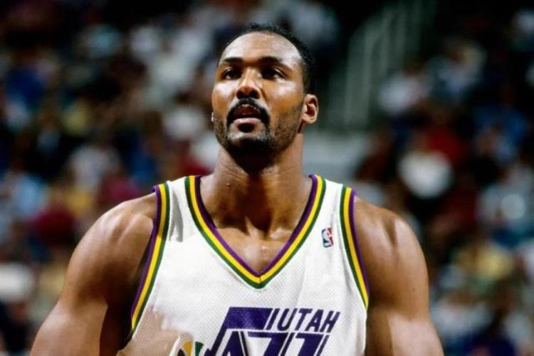 nba单场30分场次数排名「美媒列出NBA单场20分场次最多的20名球员詹姆斯又一个历史第一」
