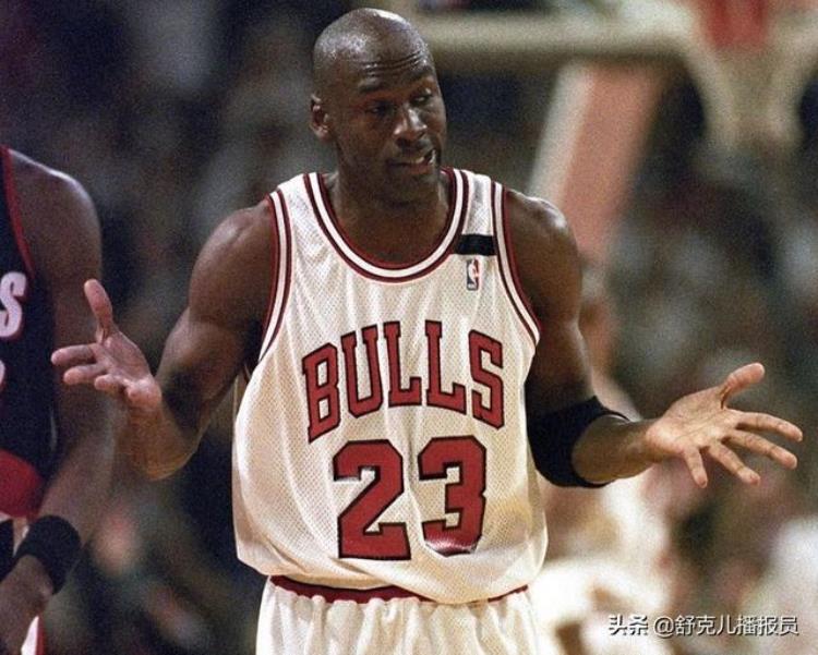 nba最霸气的庆祝动作「NBA历史十大霸气庆祝动作詹姆斯霸王步上榜乔丹动作太嚣张」