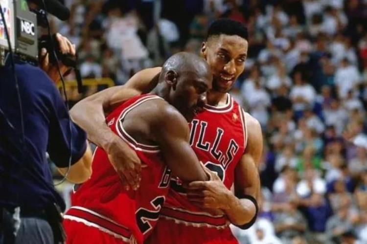 nba历史十大双人组合「美媒列出历史上最好的10对双人组合按实力排名哪组被高估了」