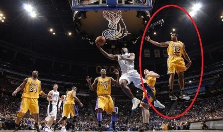 nba球星卡特卡「7图看NBA球星飞在空中的定格瞬间卡特这一飞摄影抓拍到位」