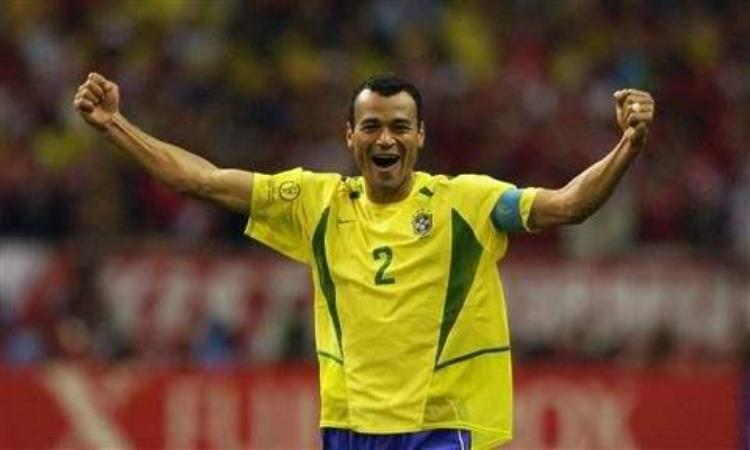 巴西历届世界杯队长「盘点巴西队21世纪以来的三任世界杯队长卡卡的队伍被假象蒙蔽」