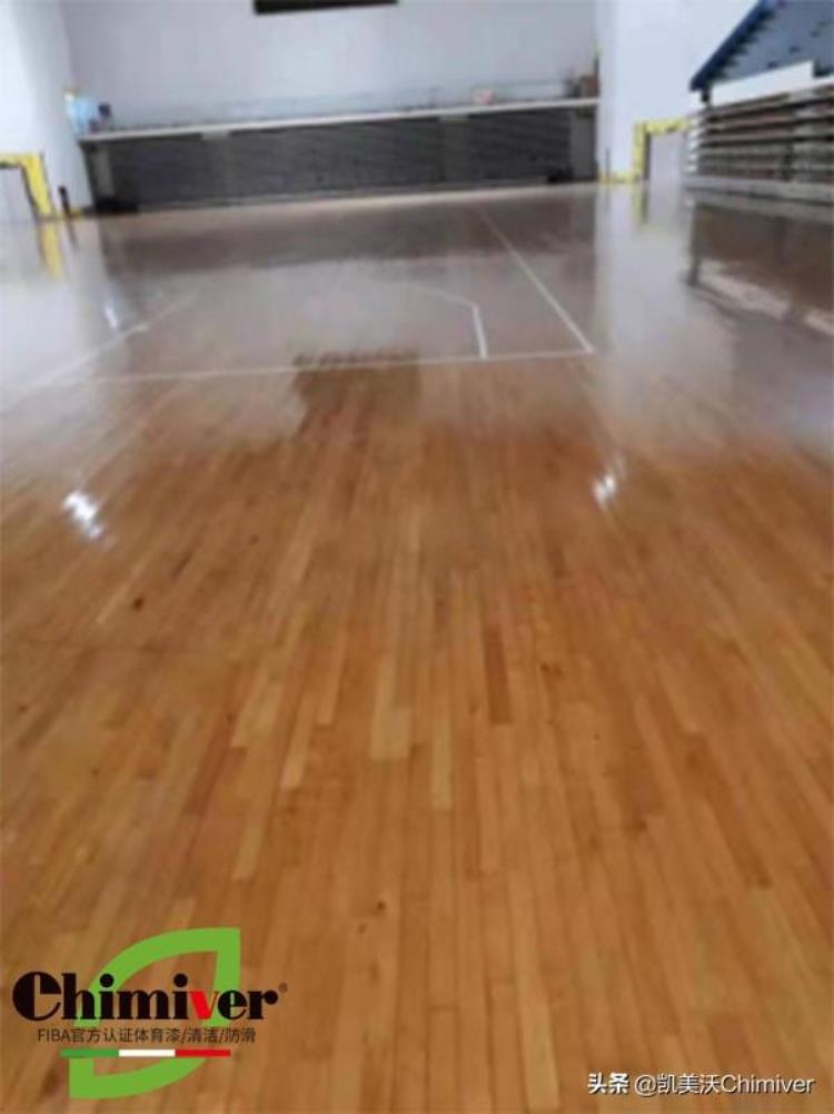 篮球馆专用运动木地板「篮球馆运动木地板划线重涂刷漆厦门市体育路95号工人体育馆案例」