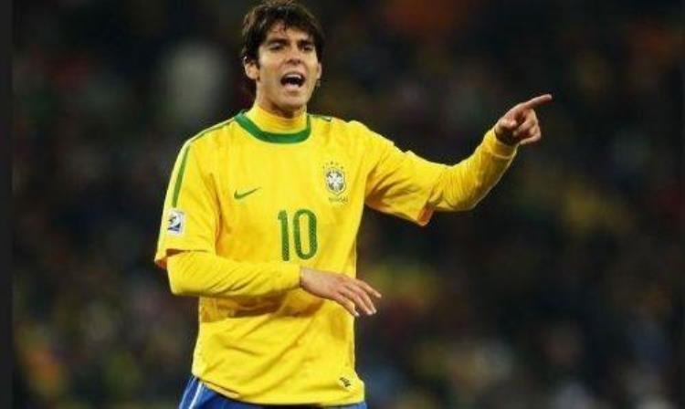 巴西历届世界杯队长「盘点巴西队21世纪以来的三任世界杯队长卡卡的队伍被假象蒙蔽」