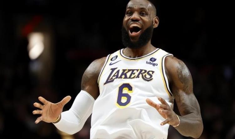 nba现役攻防一体最强的球员「NBA最强攻防一体阵容都有谁贾巴尔力压群雄詹皇不可动摇」