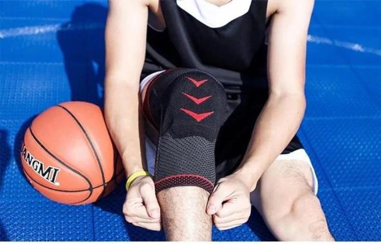 如何选择篮球护膝「篮球护膝怎么选记住这五点让你膝盖有满满安全感」