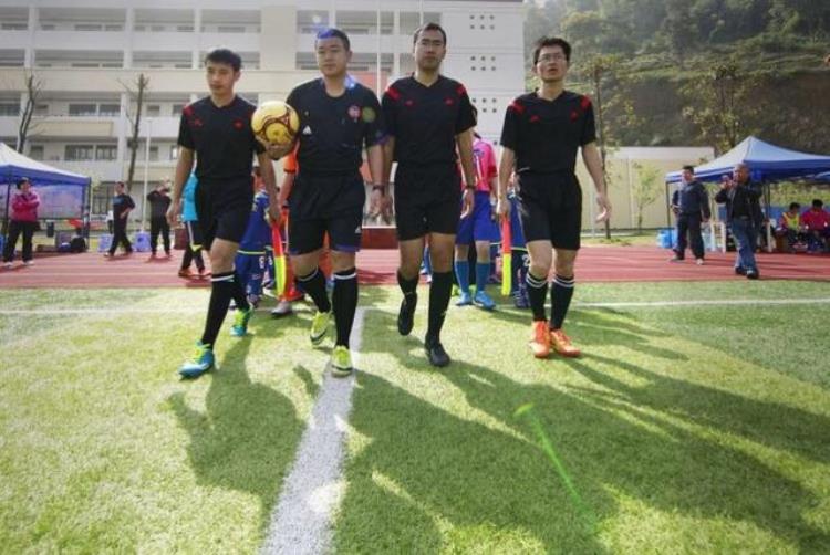 三明市中小学生足球联赛引爆激情点燃中国足球梦