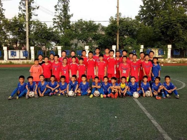 蚌埠后场小学怎么样「蚌埠后场小学与三铺小学足球友谊赛精彩纷呈」