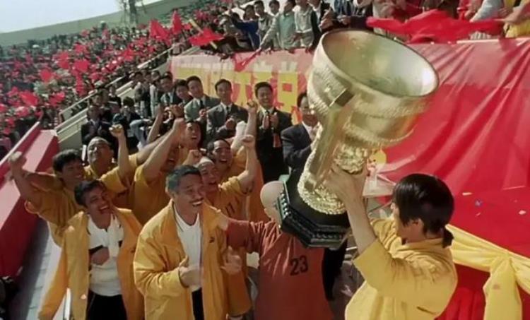 少林足球的一幕在英格兰实现了中国「少林足球的一幕在英格兰实现了」