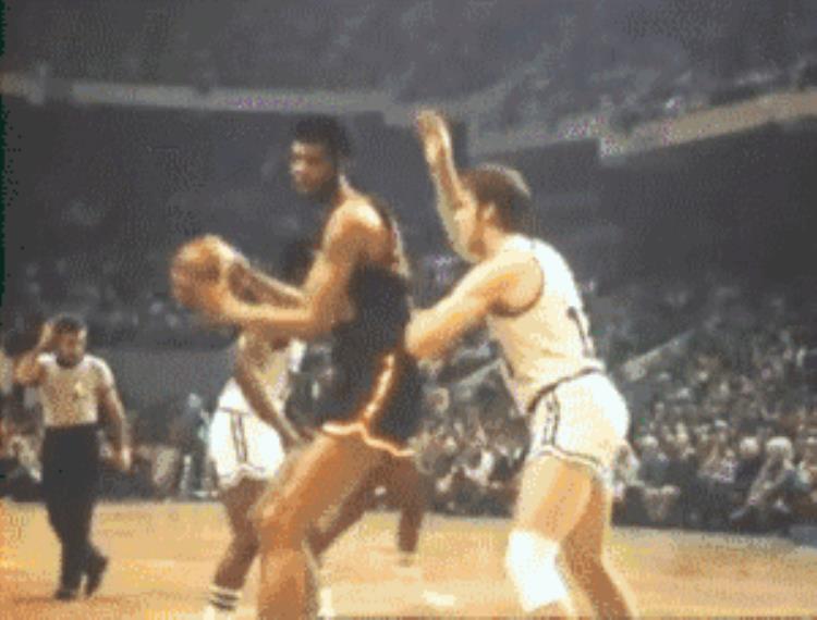 nba球员的家「NBA球星的看家本领你知道几个一起来看看」