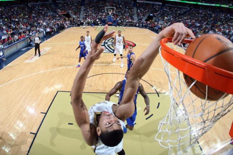 篮球人物安东尼戴维斯「nba75大巨星安东尼戴维斯」