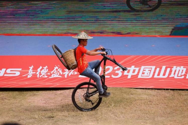 喜德盛山地车赛道「2023喜德盛杯中国山地自行车公开赛深圳光明站隆重开赛」