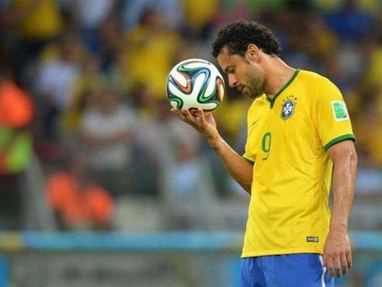 罗纳尔多之后巴西再无9号「人才凋零罗纳尔多之后的巴西9号们一代不如一代」