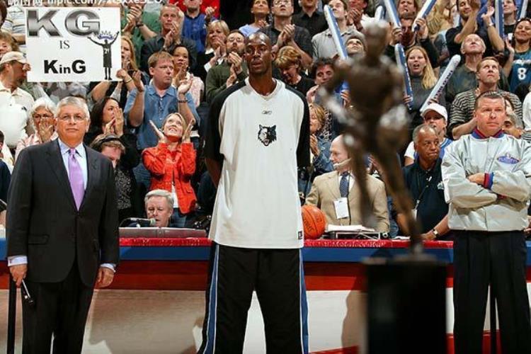 nba排名榜个人球星库里「NBA历史上8大BU个人赛季库里晋升乔丹张伯伦真是外星人」