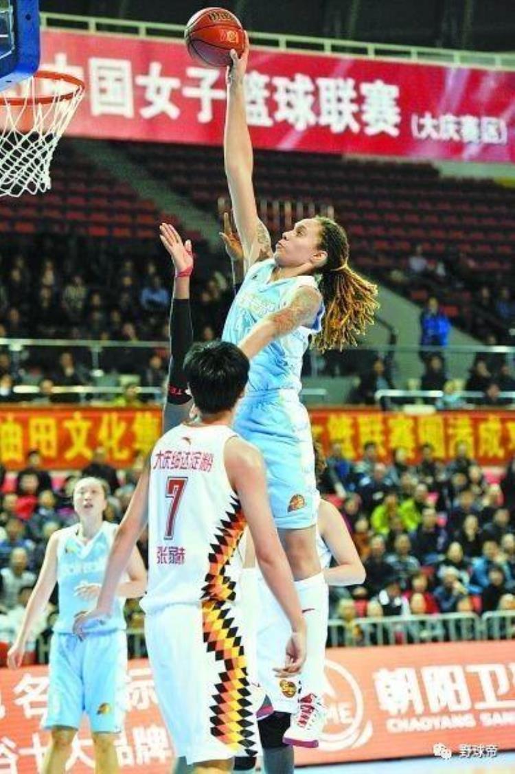 女生能打nba「女的也能打NBA这实在是太牛逼了」