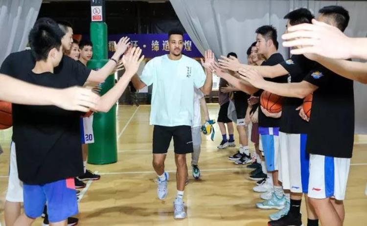 打进NBA西部决赛继韦德后这位球星亮相3座万达广场