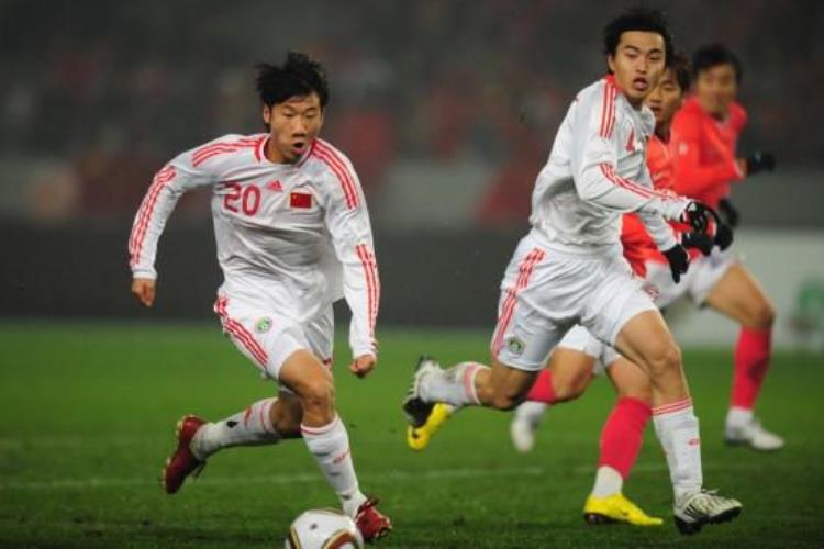 2021年国足击败韩国「中国足球世界杯最好成绩是哪一年」