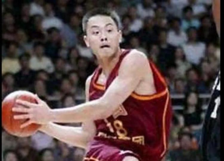 中国男篮最强得分后卫「中国男篮国家队历史上的主力后卫最佳成绩前八名的球员排名」