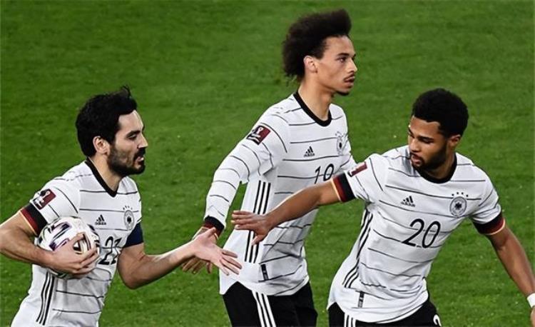 世界杯预选赛葡萄牙阵容「谁能圆梦世界杯盘点七大热门队伍葡萄牙有弱点德国强势归来」