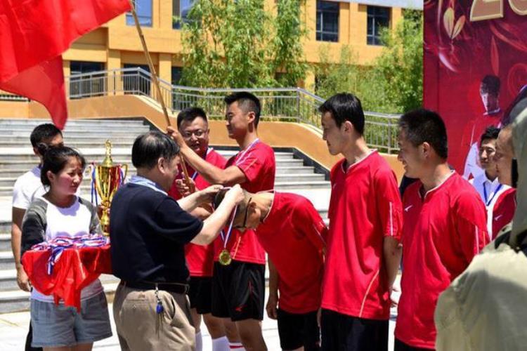 榆林市榆阳区法院足球队荣获全市企事业单位足球联赛冠军
