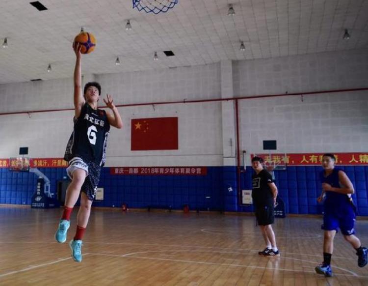 寻找民间体育达人他俩是重庆三对三男篮专业队集训队成员梦想成为职业球员