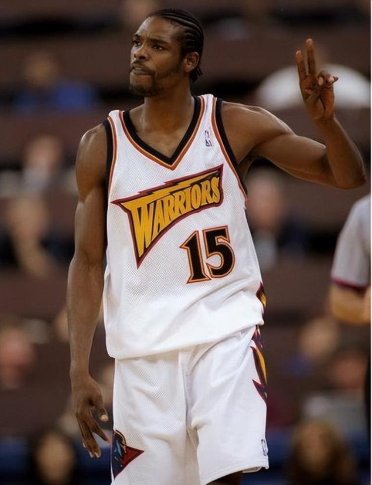 汉密尔顿体能怪「NBA什么叫做体力怪汉密尔顿把狗累吐张伯伦场均休6秒」