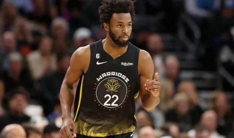 美媒评选nba现役十大球星「美媒将目前最好的55名现役球员划分成10档库里三档詹姆斯四档」