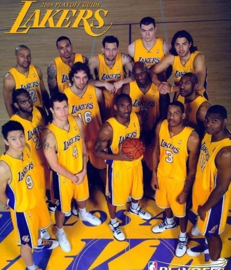 心目中最强nba阵容「新世纪的这20年谁是你心中的最强NBA球队中」