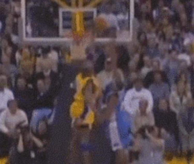热火科比「NBA最强火锅科比狂奔28米追帽胖虎像打排球一神人站着盖帽」