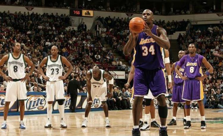 小乔丹模仿保罗运球什么水平「别小瞧NBA球员的基本功小乔丹胯下运球PK保罗西蒙斯三分9连中」
