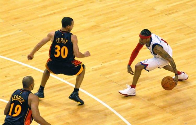 奥尼尔最后的球队「奥尼尔谈NBA最强后仰球员不是科比也非乔丹荣誉少却进名人堂」