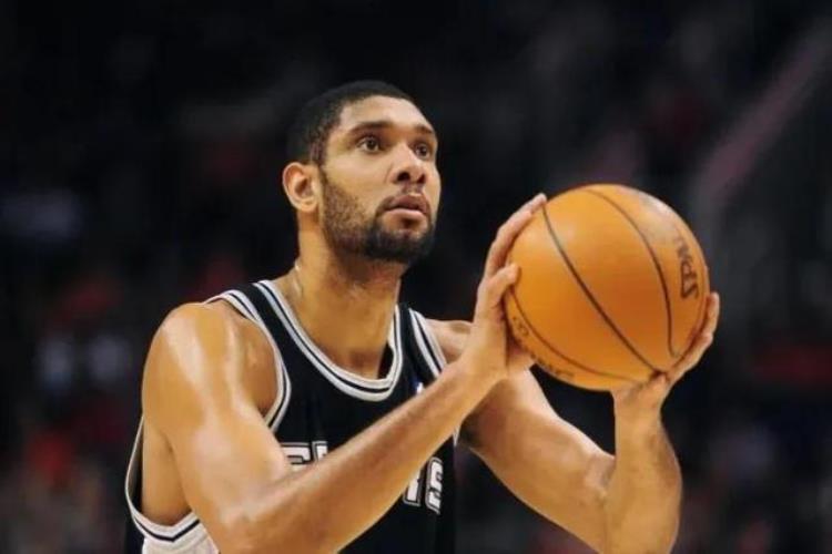 nba史上最伟大的十名球员「美媒列出了史上最伟大的20名球员以及他们的总决赛战绩和数据」