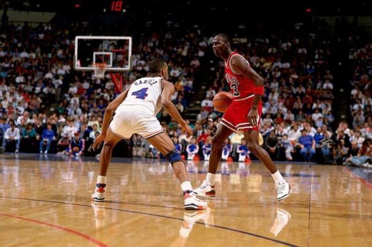 乔丹18中3「NBA纪实连载70马克普莱斯乔丹时代被严重低估的180俱乐部成员」