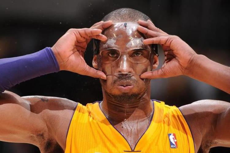 nba历史三分球命中率最高「美媒列出NBA历史得分榜前十名的三分球命中数谁最令人震惊」