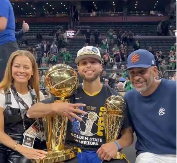 21世纪nba最强13人「21世纪历史前五球员大揭秘乔丹无人可及库里绝地反击」