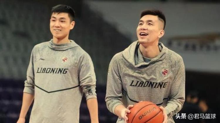 辽篮12载功勋教练郭士强下课「辽篮大洗牌曝郭少或挪窝投奔郭叔创造奇迹冠军教头压力山大」