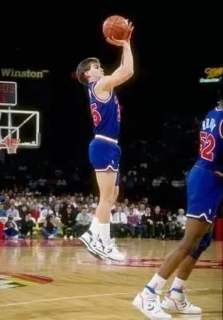 乔丹18中3「NBA纪实连载70马克普莱斯乔丹时代被严重低估的180俱乐部成员」