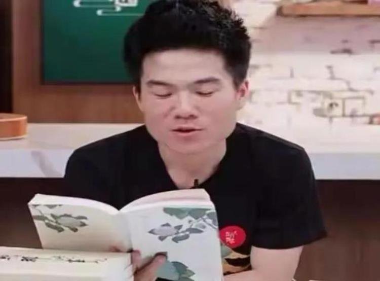董宇辉 新东方「新东方老师董宇辉火了之后跳健身操的刘畊宏为什么热度下降了」