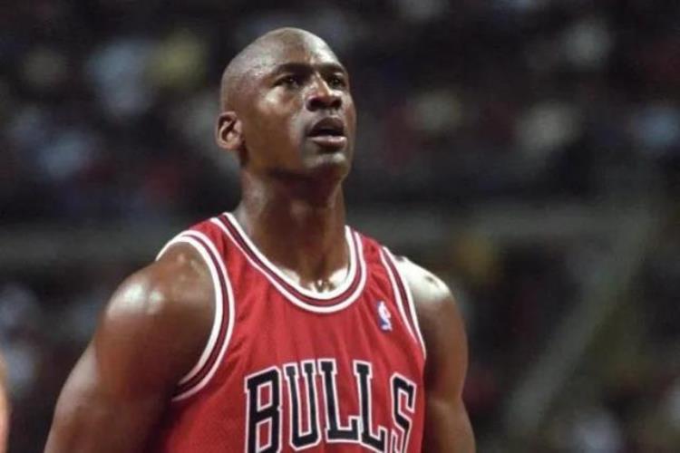 nba史上最伟大的十名球员「美媒列出了史上最伟大的20名球员以及他们的总决赛战绩和数据」