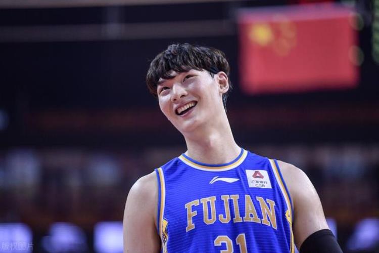 cba 签字费「一文详解CBA签字费NBA为何没有周琦寻求高额签字费合规吗」