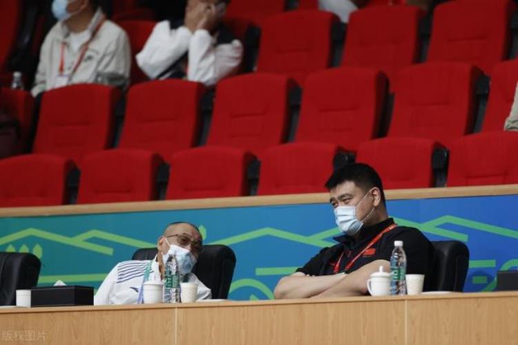 cba 签字费「一文详解CBA签字费NBA为何没有周琦寻求高额签字费合规吗」