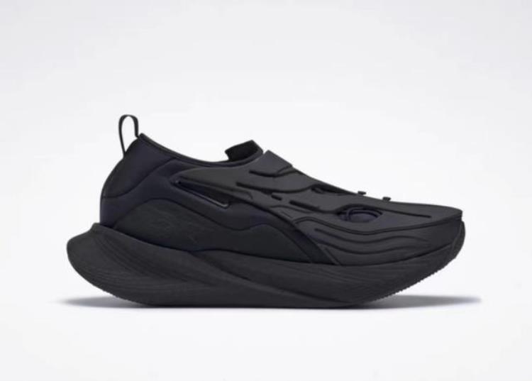 亚瑟士2021新款篮球鞋「一周运动新品亚瑟士篮球休闲系列来袭锐步推民用太空鞋」