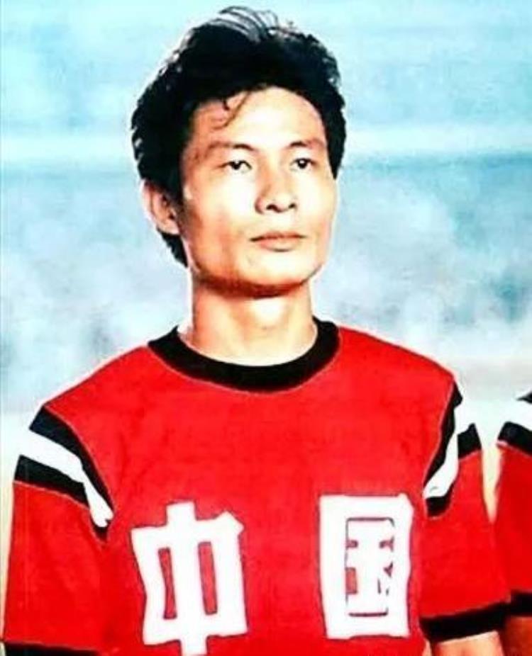 广东足球最辉煌的时代「盘点广东足球历史最佳11人小快灵极致南派巅峰」