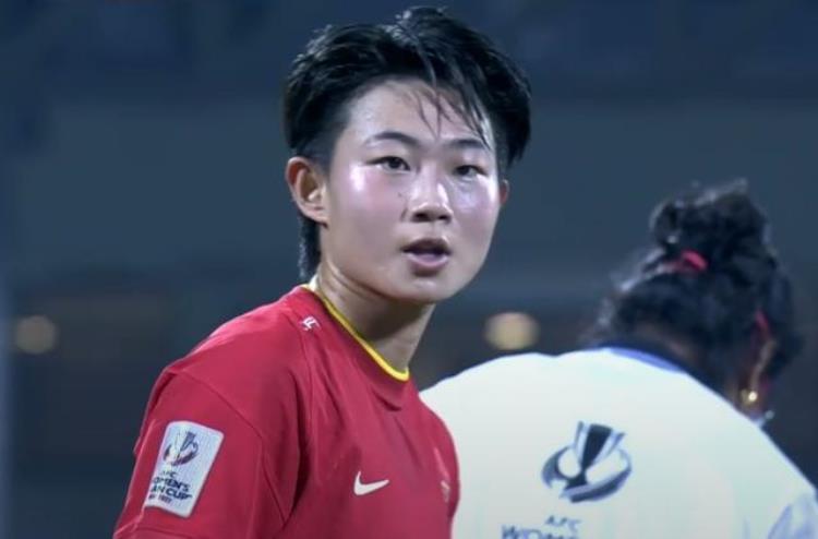 中国女足打败了日本女足得了冠军「奇迹中国女足淘汰日本进决赛119分钟绝平点球KO夺冠热门」