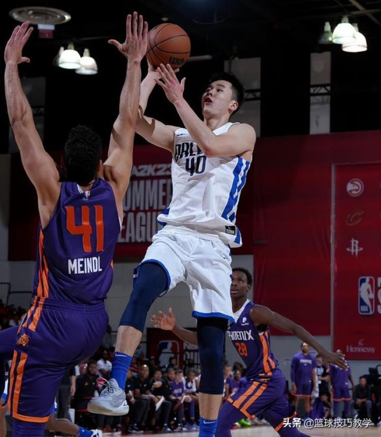 cba总决赛张镇麟扣篮「NBA夏季联赛中国德比张镇麟郭昊文各砍9分张镇麟真想扣篮呀」