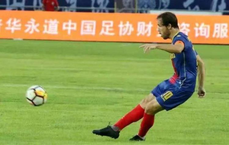 中国足球联赛外援规则「暗讽足协外援中国足球很奇怪规则总是朝令夕改」