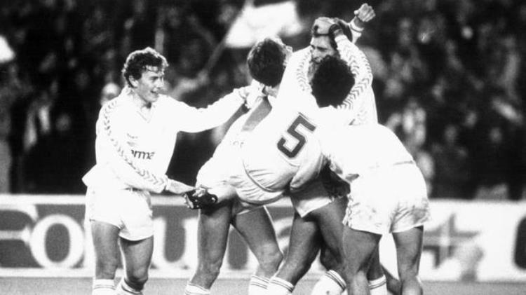 皇马五鹰时代「80年代的皇马五鹰了解一下西甲联赛五连冠欧冠曾输AC米兰05」